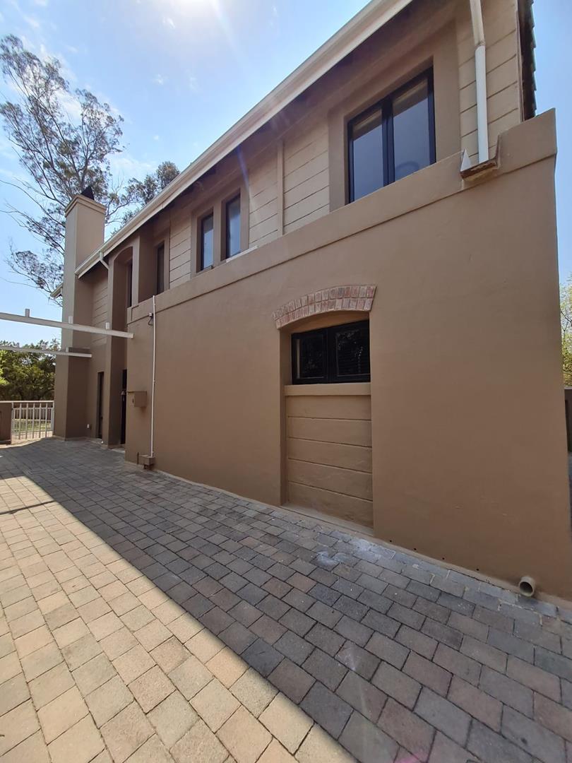 4 Bedroom Property for Sale in Zwartkop Golf Estate Gauteng