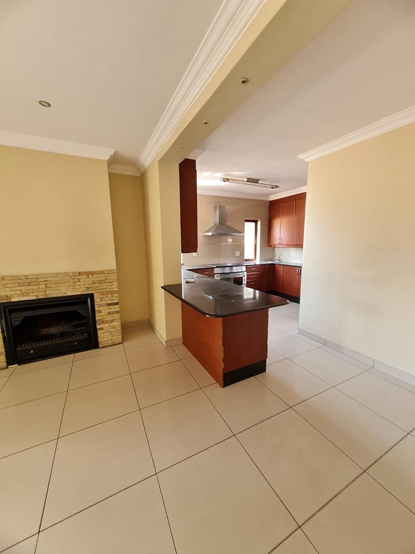 4 Bedroom Property for Sale in Zwartkop Golf Estate Gauteng