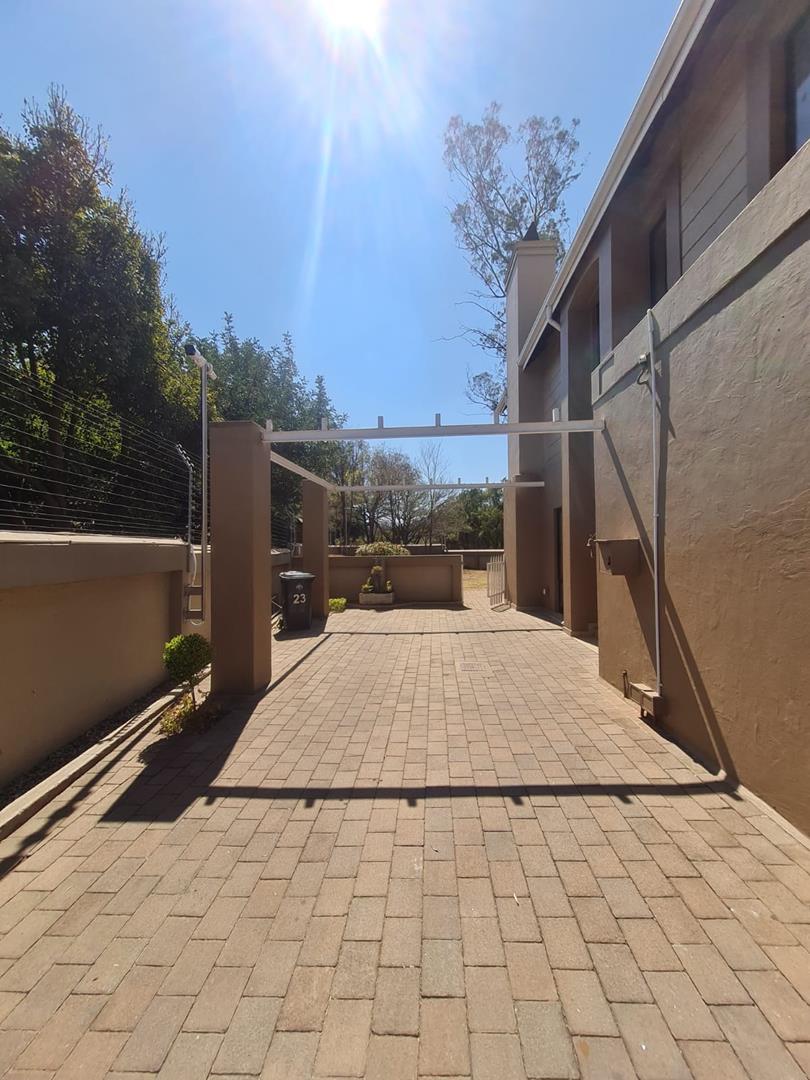 4 Bedroom Property for Sale in Zwartkop Golf Estate Gauteng