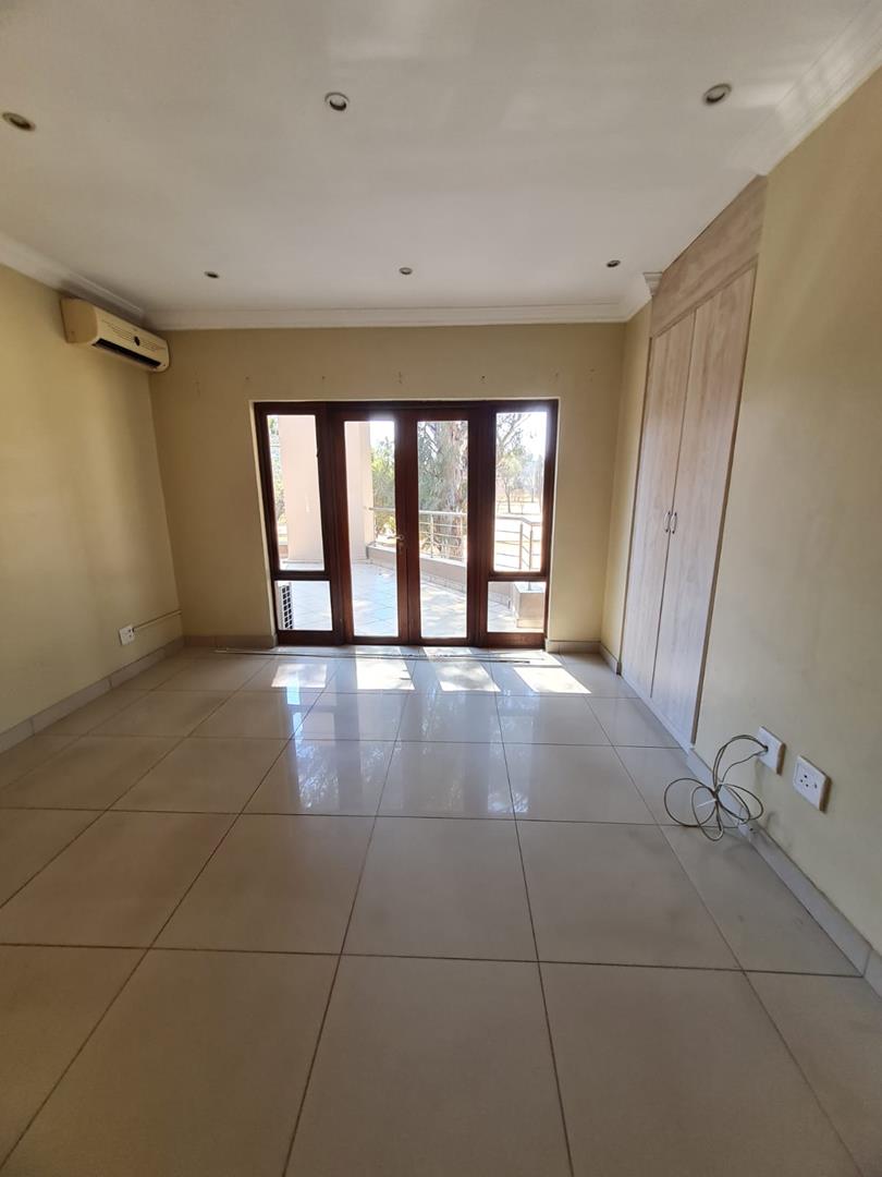 4 Bedroom Property for Sale in Zwartkop Golf Estate Gauteng