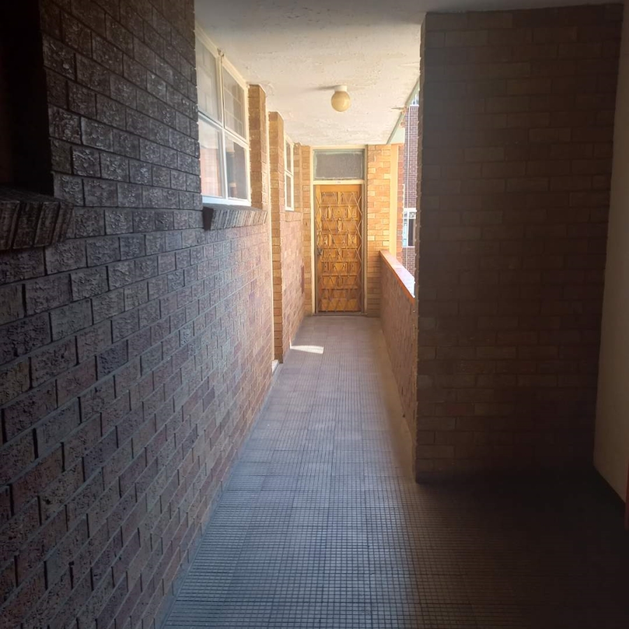 1 Bedroom Property for Sale in Muckleneuk Gauteng