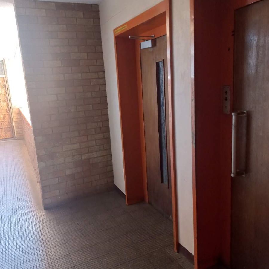 1 Bedroom Property for Sale in Muckleneuk Gauteng