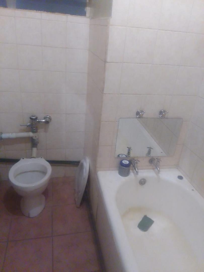 1 Bedroom Property for Sale in Muckleneuk Gauteng