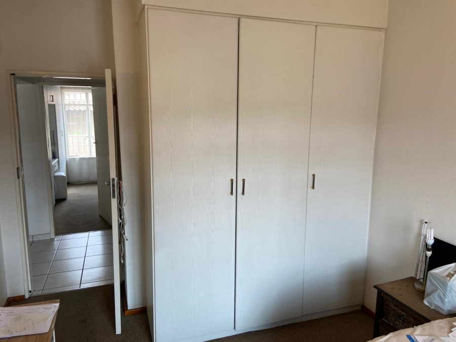 2 Bedroom Property for Sale in Mulbarton Gauteng