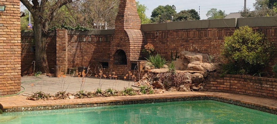 4 Bedroom Property for Sale in Alphen Park Gauteng