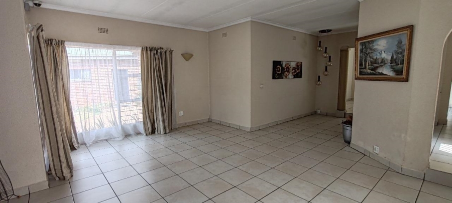 4 Bedroom Property for Sale in Alphen Park Gauteng