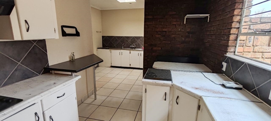 4 Bedroom Property for Sale in Alphen Park Gauteng