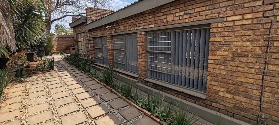 4 Bedroom Property for Sale in Alphen Park Gauteng