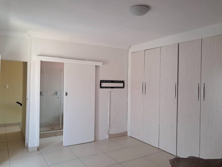 To Let 4 Bedroom Property for Rent in Noordwyk Gauteng