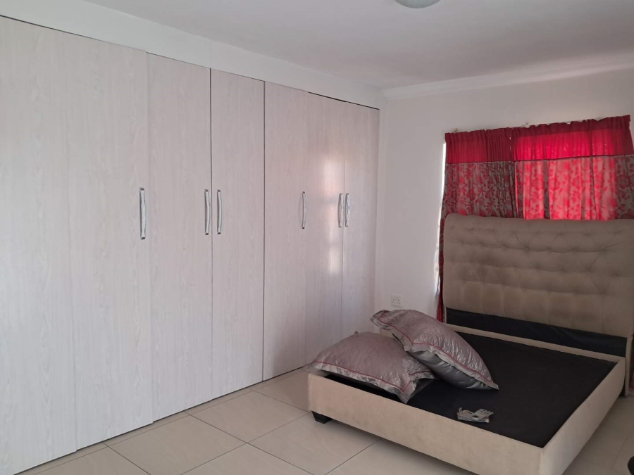 To Let 4 Bedroom Property for Rent in Noordwyk Gauteng