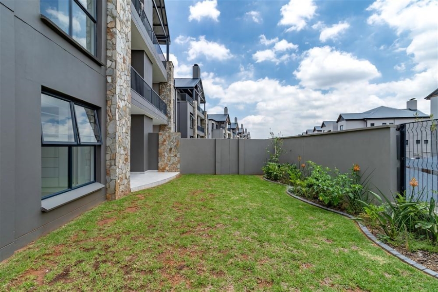 To Let 3 Bedroom Property for Rent in Waterfall Gauteng