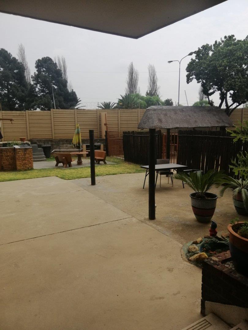 2 Bedroom Property for Sale in Denlee Gauteng