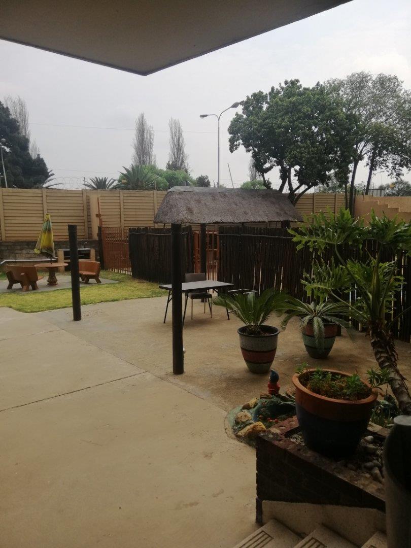 2 Bedroom Property for Sale in Denlee Gauteng