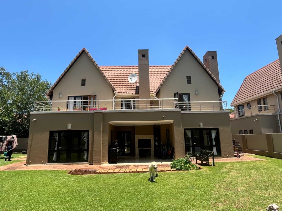 4 Bedroom Property for Sale in Zwartkop Golf Estate Gauteng