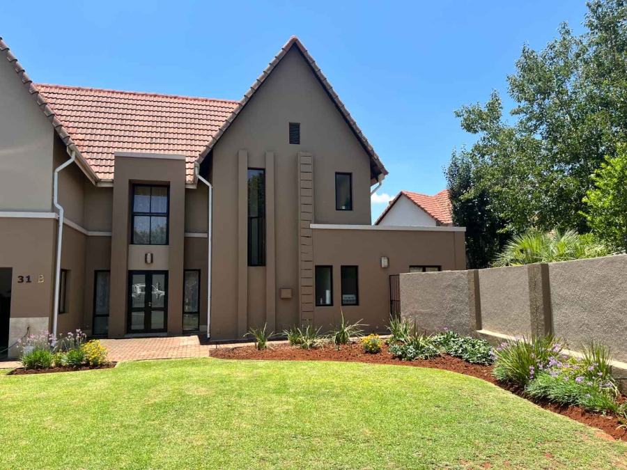 4 Bedroom Property for Sale in Zwartkop Golf Estate Gauteng