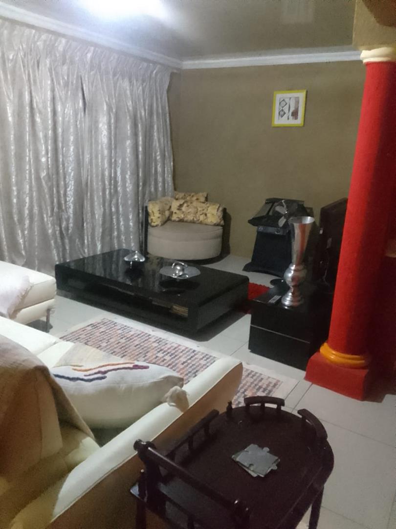 2 Bedroom Property for Sale in Mamelodi East Gauteng