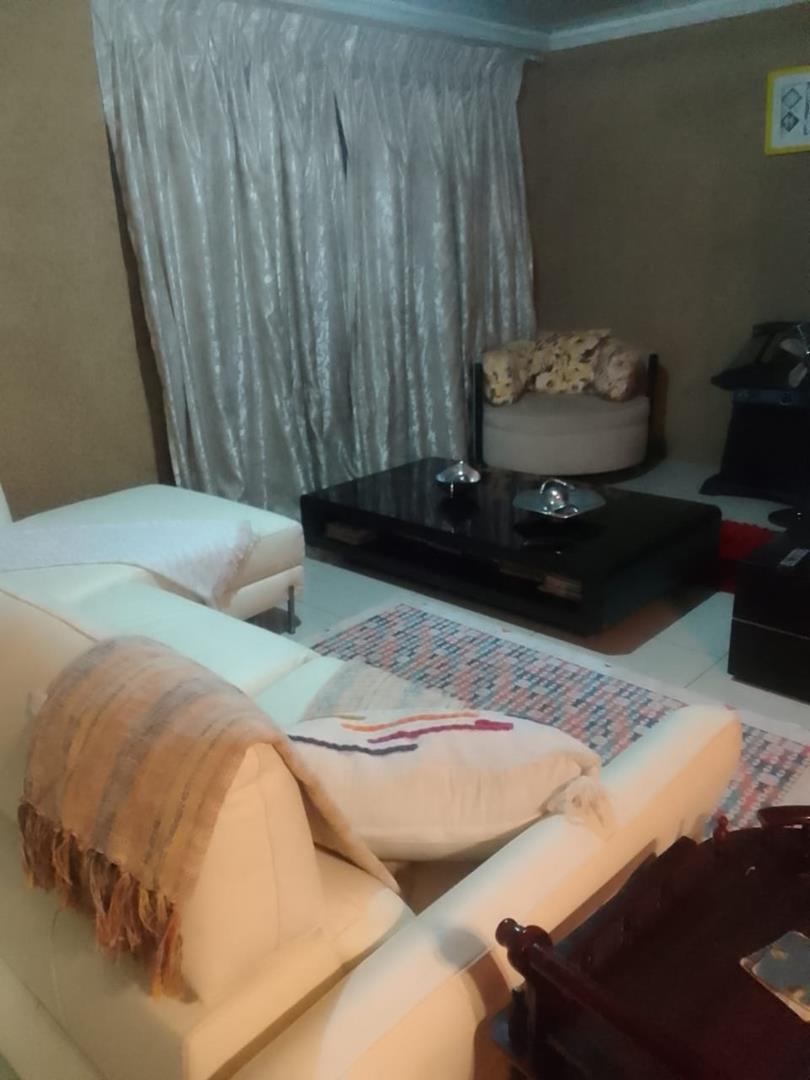 2 Bedroom Property for Sale in Mamelodi East Gauteng