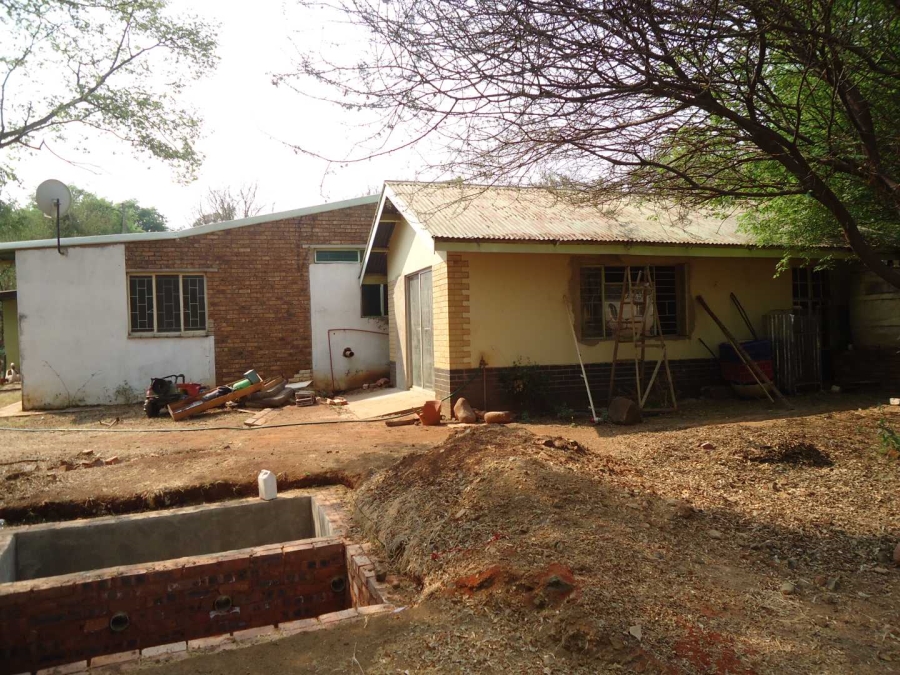 9 Bedroom Property for Sale in Magaliesmoot AH Gauteng