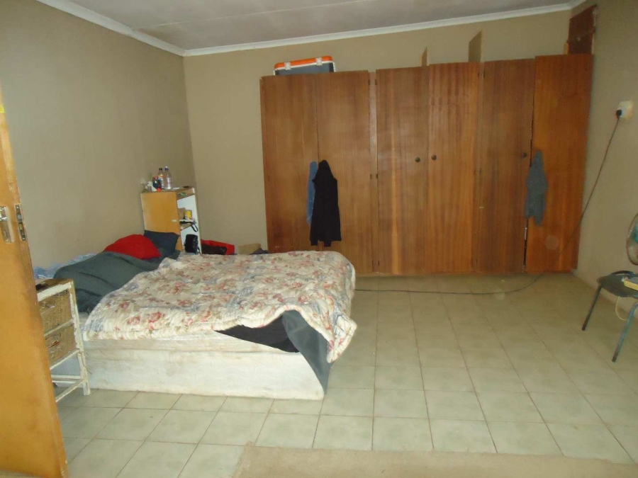 9 Bedroom Property for Sale in Magaliesmoot AH Gauteng