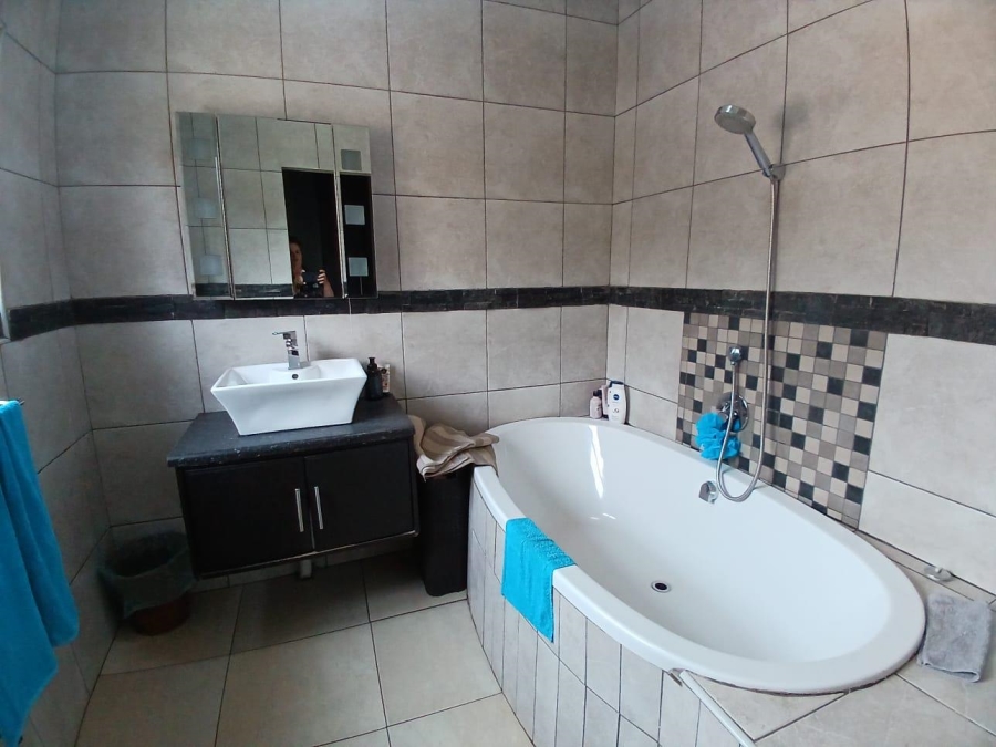 3 Bedroom Property for Sale in Pomona Gauteng