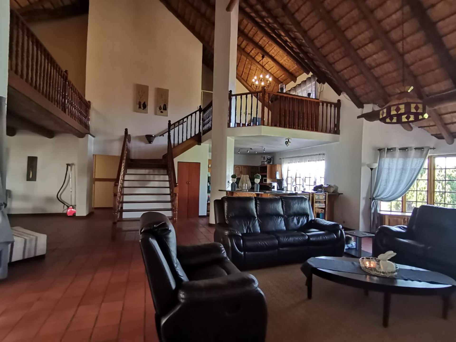 6 Bedroom Property for Sale in Waverley Gauteng