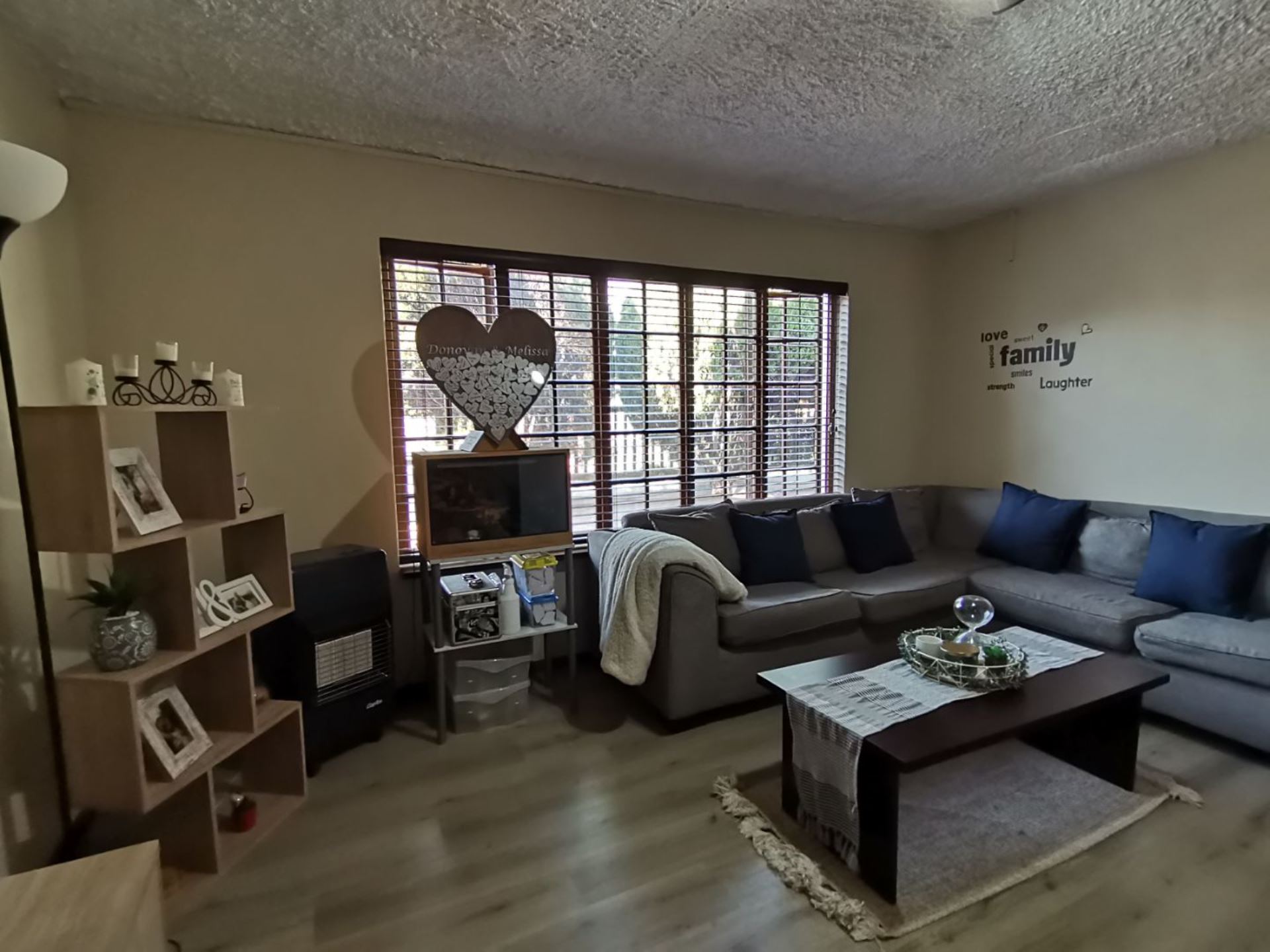 6 Bedroom Property for Sale in Waverley Gauteng