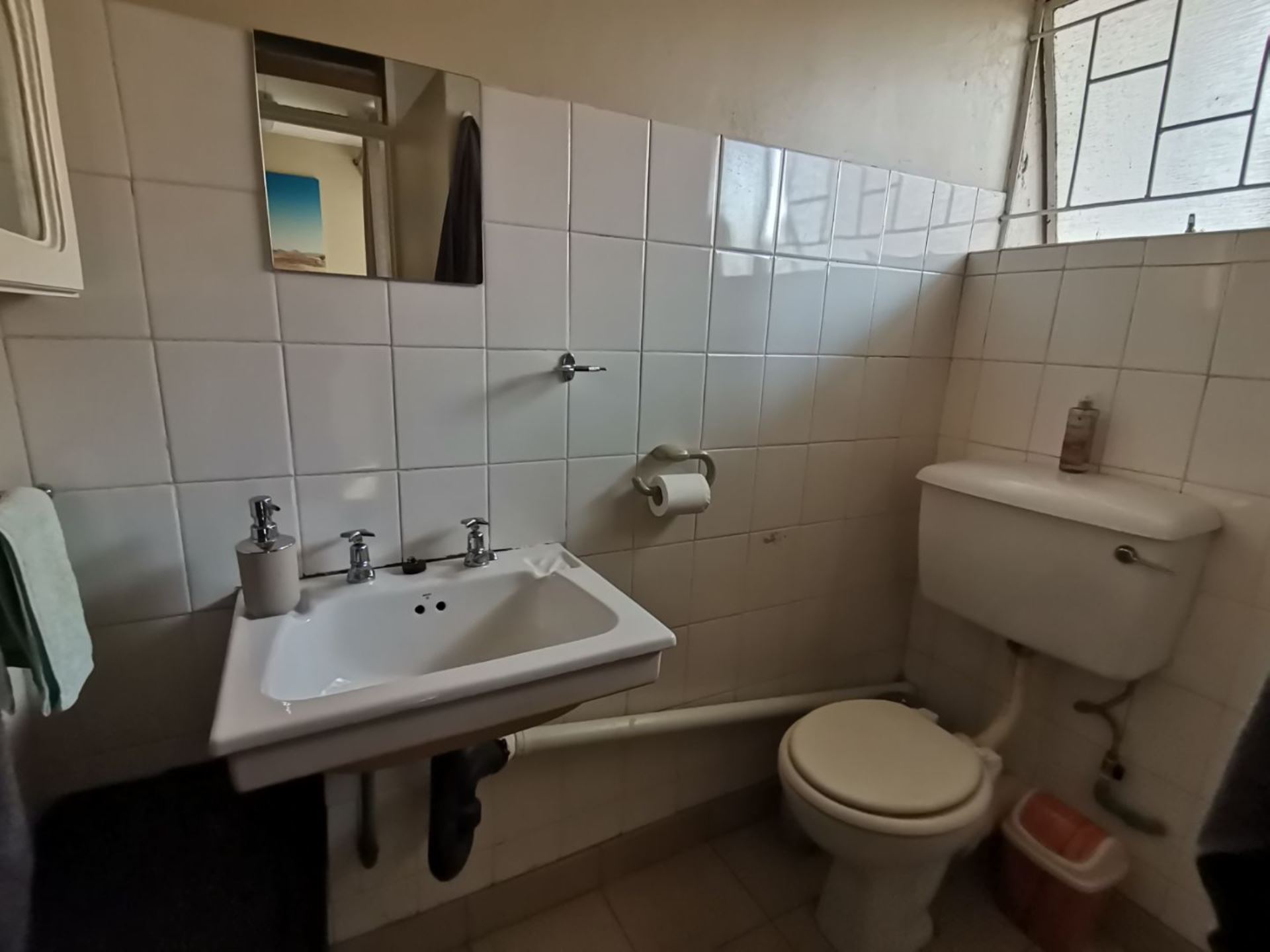 6 Bedroom Property for Sale in Waverley Gauteng