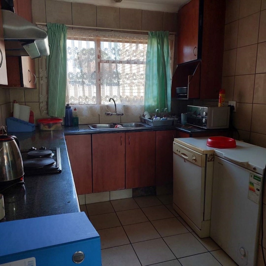 3 Bedroom Property for Sale in Spartan Gauteng