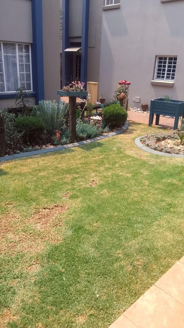 2 Bedroom Property for Sale in Brentwood Gauteng