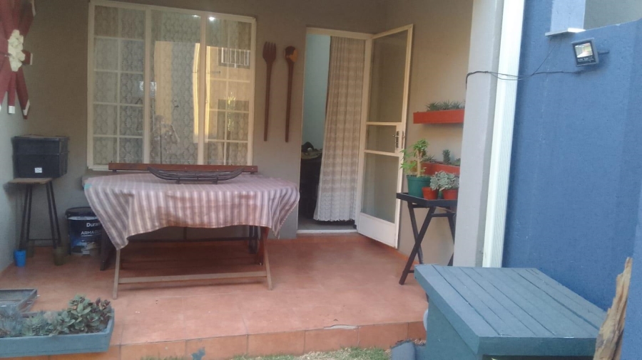 2 Bedroom Property for Sale in Brentwood Gauteng