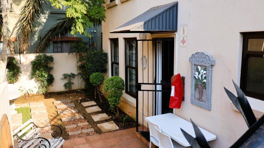 2 Bedroom Property for Sale in Riviera Gauteng