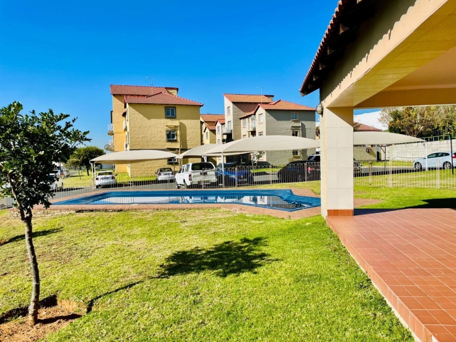 3 Bedroom Property for Sale in Ormonde Gauteng