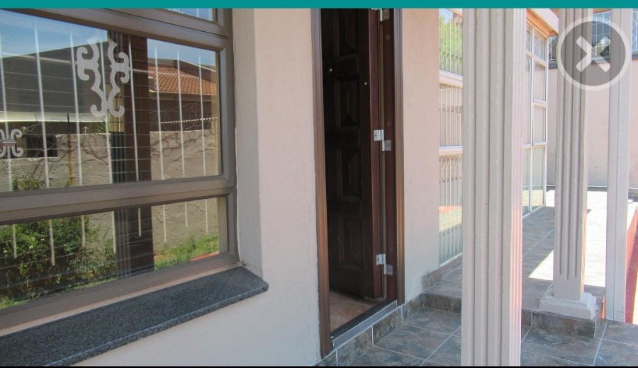 4 Bedroom Property for Sale in Naturena Gauteng