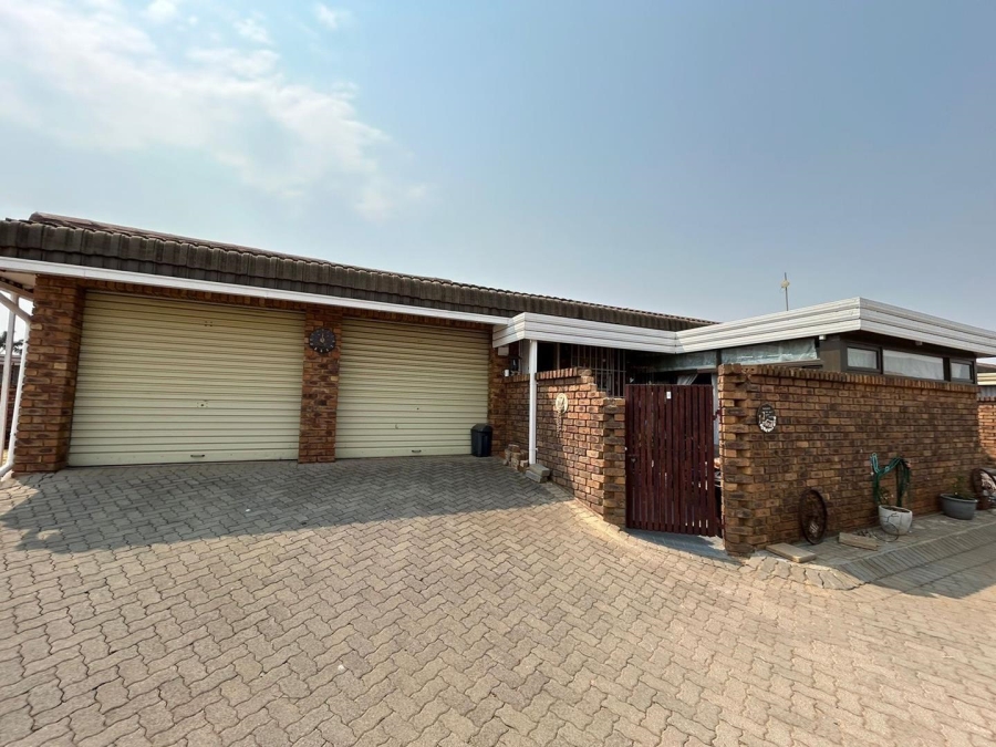 2 Bedroom Property for Sale in Brentwood Park Gauteng