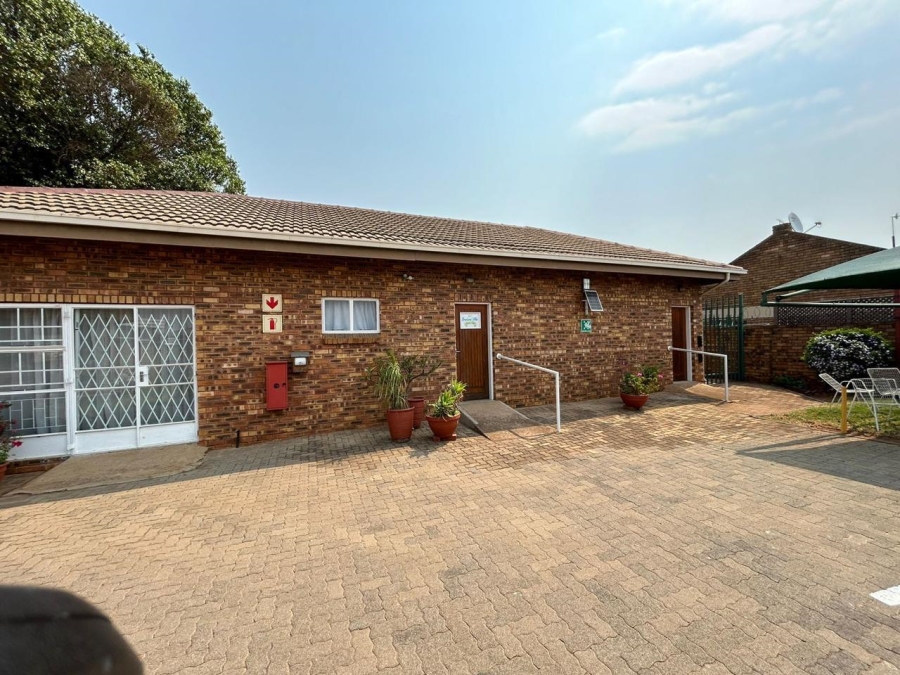 2 Bedroom Property for Sale in Brentwood Park Gauteng