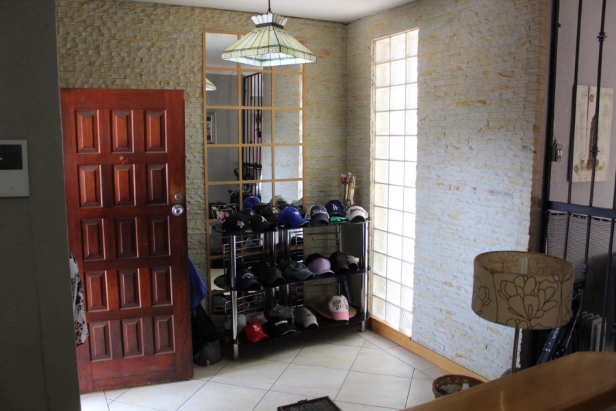 3 Bedroom Property for Sale in Brackenhurst Gauteng