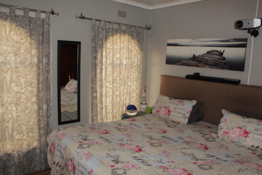 3 Bedroom Property for Sale in Brackenhurst Gauteng