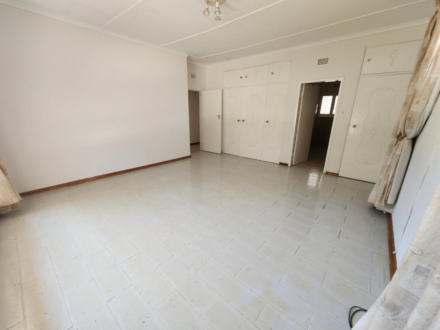 4 Bedroom Property for Sale in Walkerville Gauteng