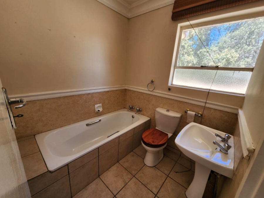 4 Bedroom Property for Sale in Walkerville Gauteng