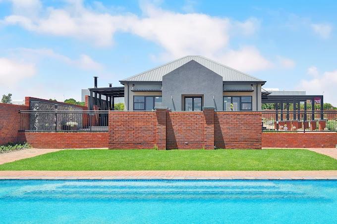 2 Bedroom Property for Sale in Golden Fields Estate Gauteng