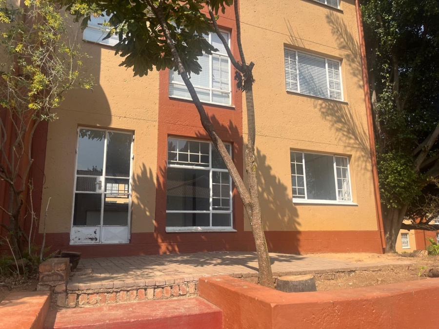 2 Bedroom Property for Sale in Weltevreden Park Gauteng