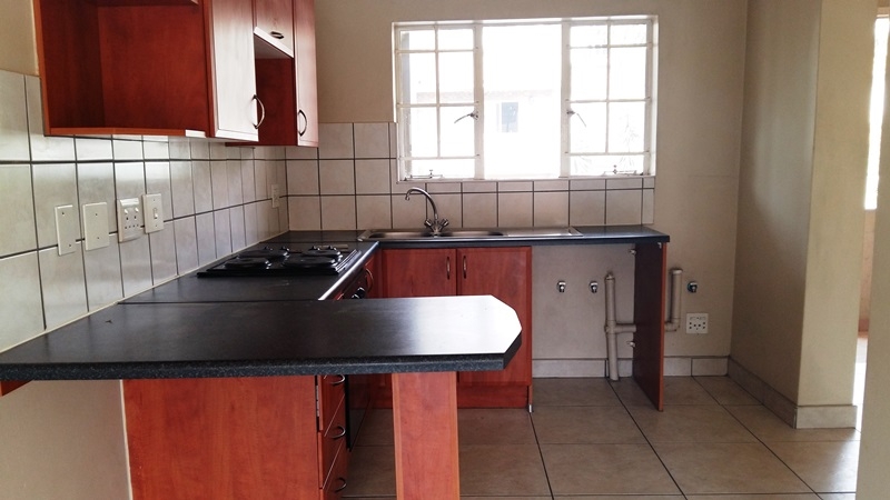 To Let 1 Bedroom Property for Rent in Rooihuiskraal North Gauteng