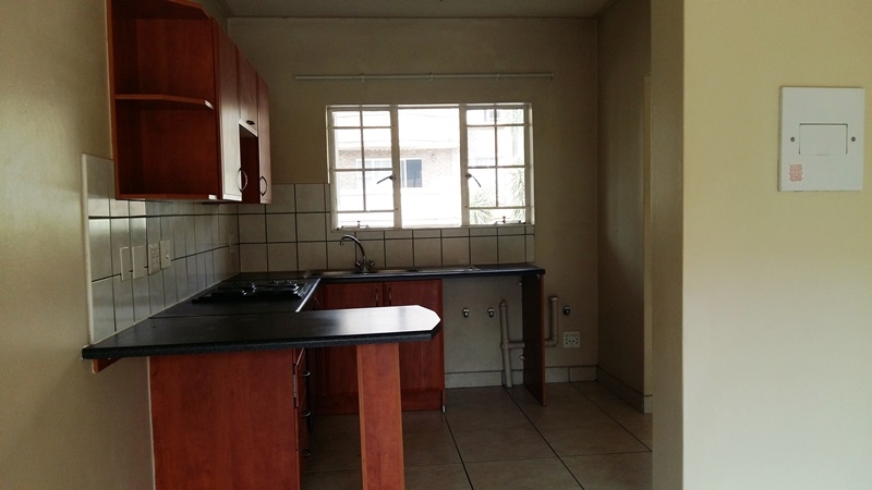 To Let 1 Bedroom Property for Rent in Rooihuiskraal North Gauteng