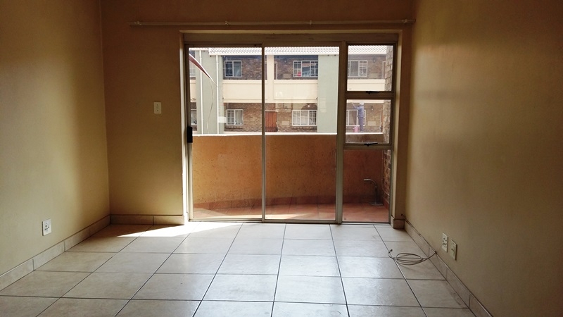 To Let 1 Bedroom Property for Rent in Rooihuiskraal North Gauteng