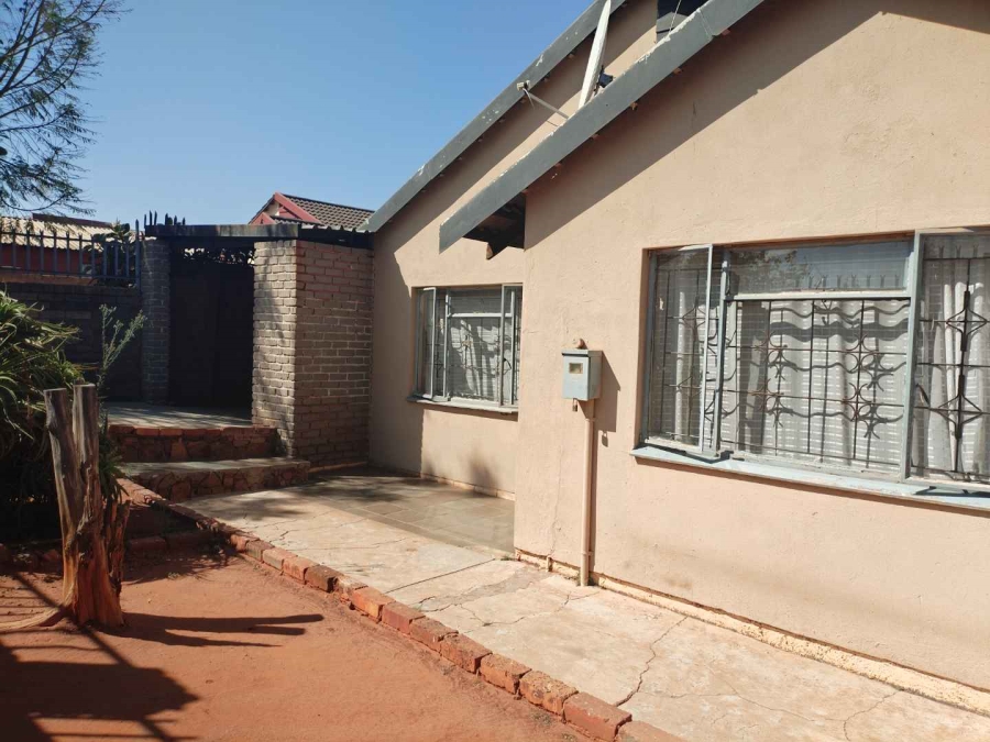 2 Bedroom Property for Sale in Mamelodi Gauteng