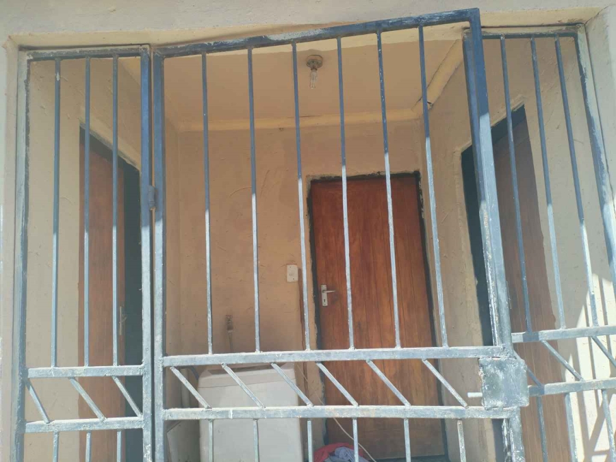 2 Bedroom Property for Sale in Mamelodi Gauteng