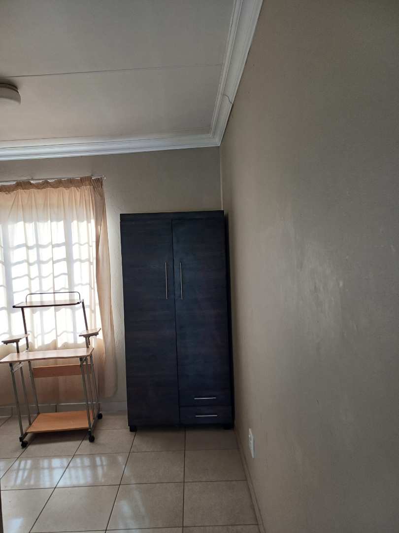 To Let 1 Bedroom Property for Rent in Murrayfield Gauteng