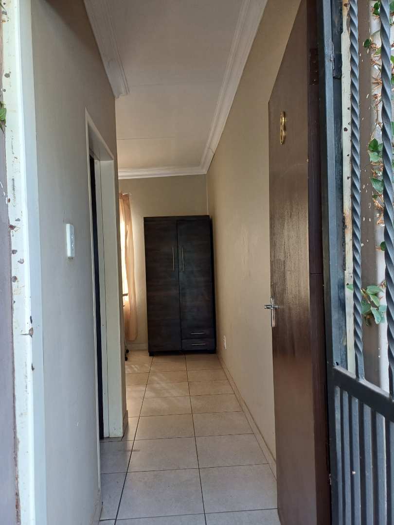 To Let 1 Bedroom Property for Rent in Murrayfield Gauteng