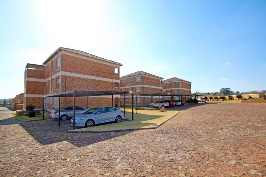 1 Bedroom Property for Sale in Strubensvallei Gauteng