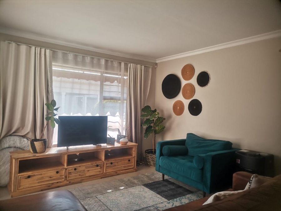 3 Bedroom Property for Sale in Northwold Gauteng